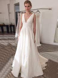 Hugo kemera mini satin hemdkleid mit krawattenkragen. A Linie Illusion Bateau V Rucken Gericht Schleppe Falten Satin Brautkleid Demoiselle D Honneur Future Mariee Demoiselle
