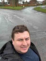 I believe the roads are like glass is there ever going to be a time that  the council send out gritters for main roads and also the estate roads -we  do seem