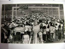 Ia adalah sepanjang 13.5 kilometer di mana 8.4 kilometer daripadanya merentasi laut. Sejarah Jambatan Pulau Pinang Budak Penang Crew Bpc Facebook