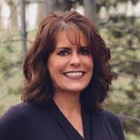 Claudette Carlson's Instagram, Twitter & Facebook