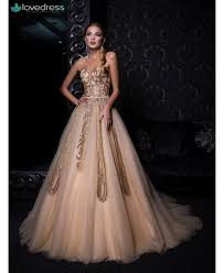 Abbiamo deciso di affittare online abiti di altissima sartoria per eventi. Noleggia Abiti Firmati E Abiti Da Cerimonia Noleggio Vestiti Grandi Firme Su Lovedress Lovedress