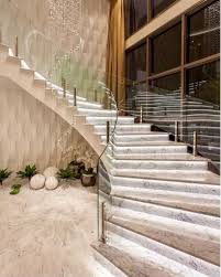 Escaleras interiores de casas modernas pequeñas. Escaleras Para Interior Disenos Materiales Y Decoracion