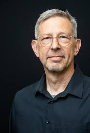 Roger Scholz's Instagram, Twitter & Facebook