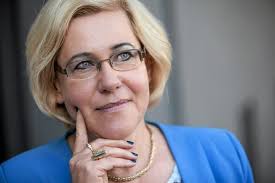 Czy kurator z Małopolski dostała nagrody? Barbara Nowak: to fake news