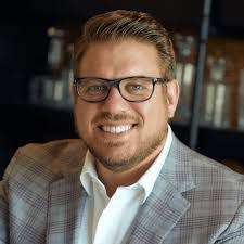 Kurt Graham's Instagram, Twitter & Facebook