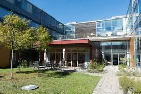 Passende angebote gibt es im regionalen wohnungsmarkt bei der augsburger allgemeine. Betreutes Wohnen Im Prinz Karl Viertel