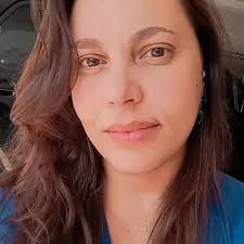 Amanda Sales (@sales.a) • Threads, Say more