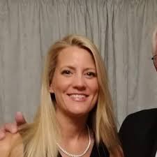 Karen Hall (@Kh77hall)