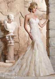 mori lee 2772 any brides tried it on and have pictures