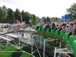 Gör en rundvandring i djurparken på parken zoo och se våra spännande och exotiska djur. Masken Im Parkcheckpoint Fur Freizeitparks Und Achterbahnen