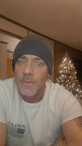 Jeffrey Ratcliffe's Instagram, Twitter & Facebook