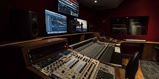 These music production schools & colleges will set you up for success for a career in music. Music Production Staffordshire University