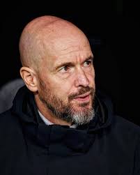 Please give the name of all players in Manchester United