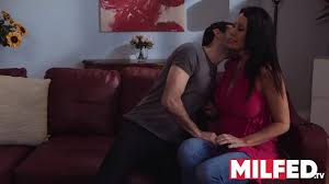 Stiefmutter und Stiefsohn-Affäre Porn sehen EPORNER Mama