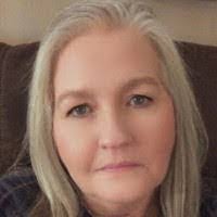 Tracy Neave's Instagram, Twitter & Facebook