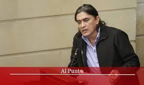 Through a video titled without ethics there is no paradise, the film and television actor bruno diaz denounced the petrist senator in the last hours gustavo bolivar, because he says that the congressman would not have paid his son diego andrés díaz valdiri, who died this year, the value of a contract of more than… continue reading gustavo bolívar: Msf8rnqthje Pm