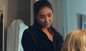 Your #1 source on actress shay mitchell, best known for her role as emily fields in pretty little liars. You Season 2 Spoilers Will Peach Return In A Flashback Tv Radio Showbiz Tv Express Co Uk