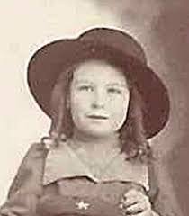 Nora Beebe's Instagram, Twitter & Facebook