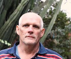 Anybody yet to read this book “Too thin for a shroud: The last untold story  of the Falklands War”? Eight former Welsh Guards officers give their  accounts. Gets my thumbs down straight