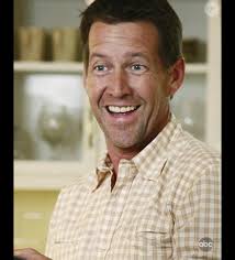 Photo : James Denton alias Mike Delfino