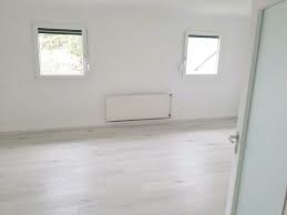 28 wohnungen zur miete in donaueschingen ab 440 € / monat. Zur Vermietung In Donaueschingen Eine Moderne 3 Zimmer Wohnung In Baden Wurttemberg Donaueschingen Dachgeschosswohnung Mieten Ebay Kleinanzeigen