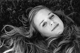 Ashley Rist's Instagram, Twitter & Facebook