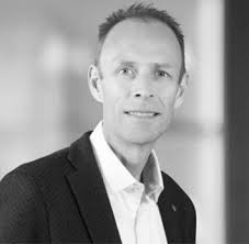 Deploying an AML cloud solution