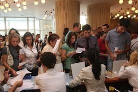 Indeed poate beneficia de compensații de la acești anagajatori, astfel încât să rămână gratuit pentru. Ajofm CÄlÄrasi Va Organiza Pe 18 Octombrie Bursa Locurilor De MuncÄ Pentru AbsolvenÈii PromoÈiei 2019