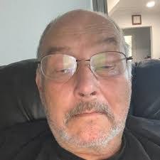 Evan Seeley's Instagram, Twitter & Facebook