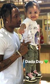 Travis And Stormi Kylie Jenner Kardashian Kids Kylie Kristen Jenner