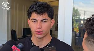 LaFrase El legionario Harold Osorio dió sus declaraciones previo al viaje a  Estados Unidos. "Me falta mucho que recorrer, me falta todavía agarrar la  idea que quiere el profe ("Bolillo" Gómez), pero