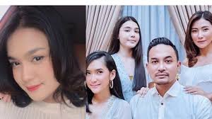 Maybe you would like to learn more about one of these? Akhirnya Indosiar Ganti Pemeran Zahra Di Sinetron Suara Hati Istri