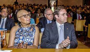 Aug 19, 2021 · pedro passos coelho, de 57 anos, está determinado a seguir em frente, mas não esquece os locais onde viveu momentos felizes com a mulher, laura ferreira, que perdeu a luta contra o cancro no ano passado. Morreu Laura Ferreira Mulher De Passos Coelho Bom Dia Alemanha