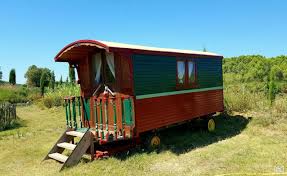 Roulotte en bois en kit. Roulotte Tzigane Caravaning Herault Leboncoin Fr Roulotte Cabane Herault