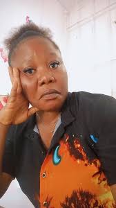 Disrespectful neighbor sets up outdoor kitchen in front of shop