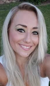 Amber Bellis's Instagram, Twitter & Facebook