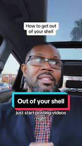 Social media is perfect if you’re shy or social awkward 💯😬🤓 #introverts  #shyness #sociallyawkward #socialanxiety #confidence