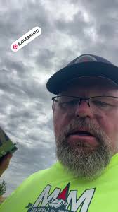 #goaxil #nascar #mmlandscapinglawncare #fyp #lawncare #lawnmaintenance  #lovewhatyoudo #lawntok #landscaping #havingfunatwork #tool #spring  #springtok #safety #fathersday