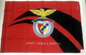 Um adepto do benfica subiu hoje os cerca de 70 metros da chaminé de uma antiga mina de carvão em rio maior, para colocar uma bandeira do clube no topo, em homenagem à tripla conquista do. Bandeira Benfica Slb 90x60 Cm Loja Da Crianca