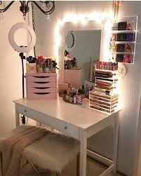 Elysian360 Cute Vanity Raise Your Hand If You Want This Too Magics Makeup Rooms Makeup Room Diy Dressing Tables