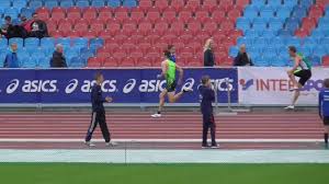 Karsten warholm har tidligere løbet de 400 meter på 46,87 sekunder. 400 M Hekk Vu Spelen 2016 Karsten Warholm Norsk Rekord Youtube