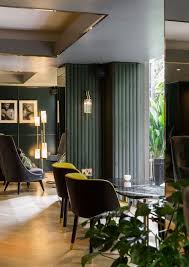 Bring The Fierceness 7 Fashionable Designer Chairs Modern Interior Design Cha Luxury Restaurant Interior Restaurant Interior Design Modern Interior Design