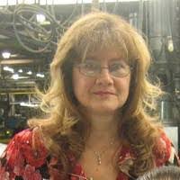 Robin Bricker's Instagram, Twitter & Facebook