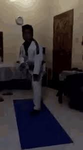 Open & share this gif movie, jean claude van damme, kick, with everyone you know. Van Damme Roundhouse Kick Gifs Tenor