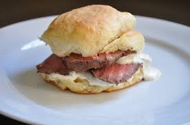 Filet Of Beef With Horseradish Sauce Beef Filet Beef Tenderloin Recipes Low Calorie Side Dishes