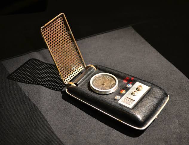 Star Trek Communicator | The Wand Company