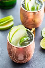 Green Apple Irish Mule Recipe In 2020 Lime Drinks Ginger Beer Whiskey Ginger