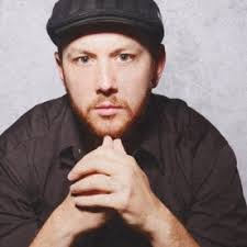 Matt simons is trying to formulate what the father would say to his daughter and that he would always be there for. With You Paroles Matt Simons Greatsong