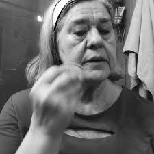 Hello summer! 😎. This season calls for easy-breezy beauty, like two simple  steps for a clean complexion. Erase every trace of makeup with this  refreshing duo! 👍 Dissolve stubborn eye color with