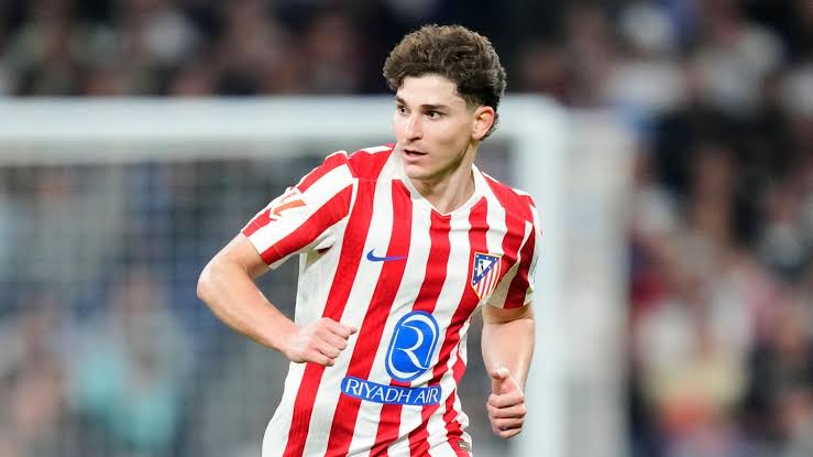 Real Madrid bid £130m for Julian Alvarez - but Atletico Madrid reject offer - BBC Sport